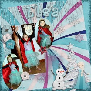 Alayna playing Elsa