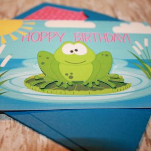 Details Hoppy Birthday card