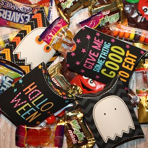 Spooktacular Halloween Treat pillow boxes