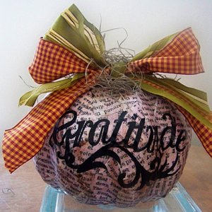 Dollar Store Pumpkin Makeover