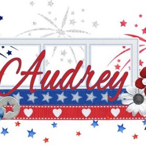 Audrey July Siggie
