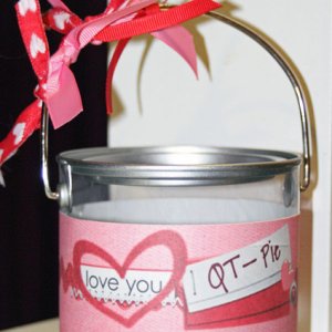 Hybrid Candy Container