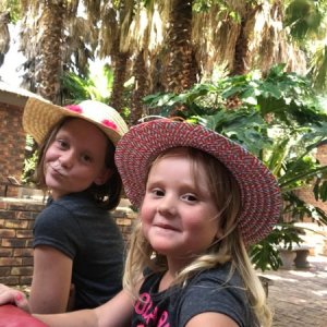 Siblings-Birthday-Uno-GS