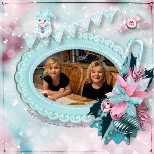 Holiday Happiness girls