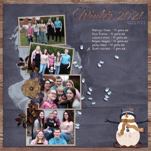 2021 Christmas Pictures - Cousins