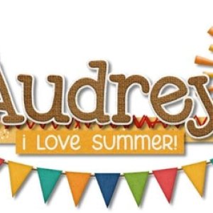 Audrey August 2022 Siggie