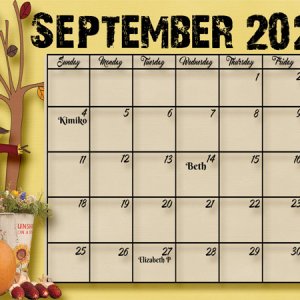 August Calendar -- Desktop