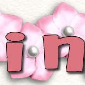 Tina May siggie