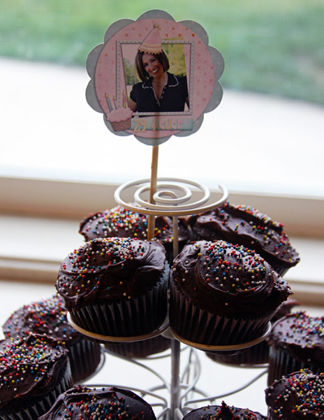 Cupcake topper