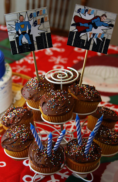 Cupcake topper