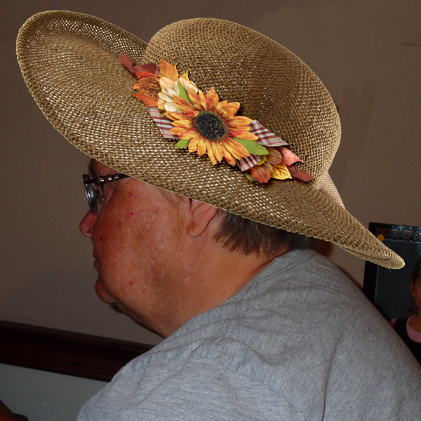 HAT2