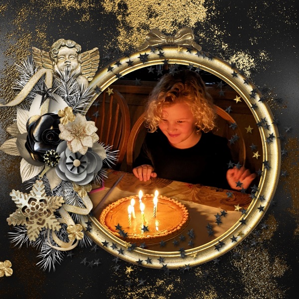 Merry + Bright Aliya