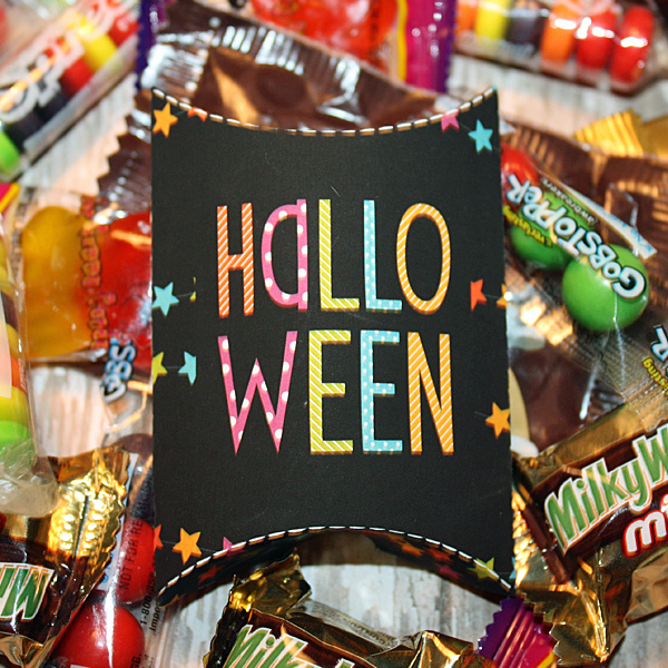 Spooktacular Halloween Treat pillow boxes