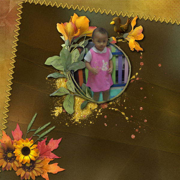 Thalita on playground